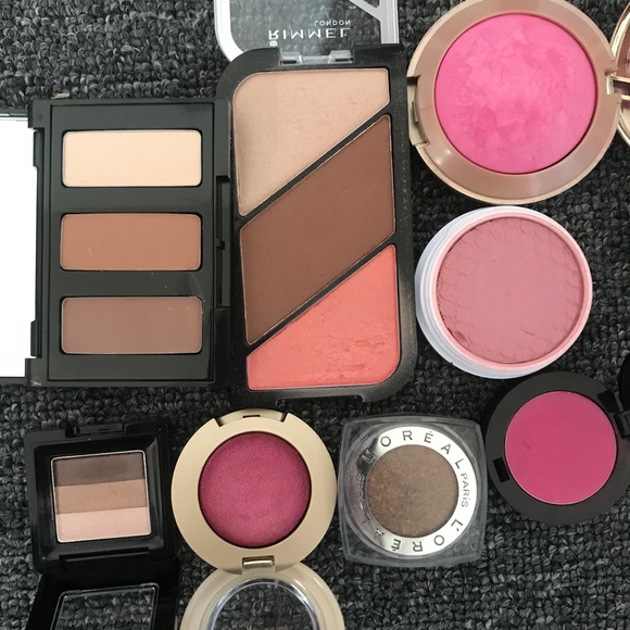 Make up eye shadow bundle - Picture 3 of 3